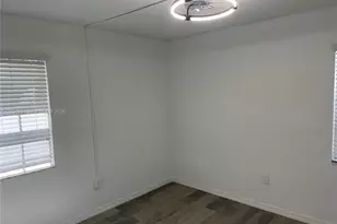 452 NE 210th Cir Terrace, Miami, FL 33179 - Photo 8