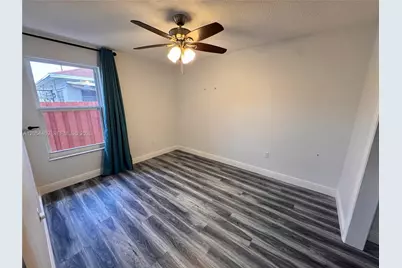 1158 NW 34th Ave, Miami, FL 33125 - Photo 6