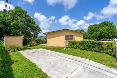 4901 SW 97th Ave, Miami, FL 33165 - Photo 24
