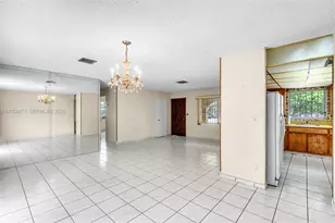4901 SW 97th Ave, Miami, FL 33165 - Photo 8