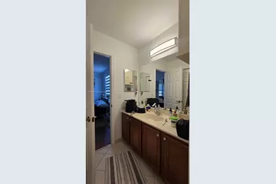 19179 S Gardenia Ave #0, Weston, FL 33332 - Photo 16
