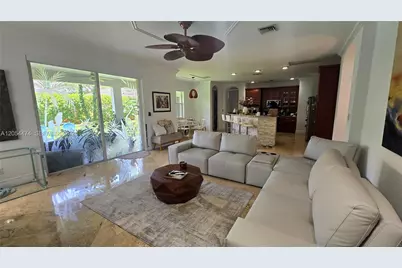 19179 S Gardenia Ave #0, Weston, FL 33332 - Photo 4