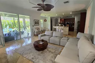 19179 S Gardenia Ave, Weston, FL 33332 - Photo 4