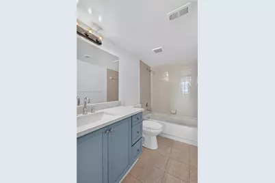 117 Lake Emerald Dr #408, Oakland Park, FL 33309 - Photo 20