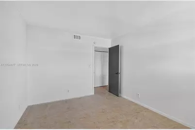117 Lake Emerald Dr #408, Oakland Park, FL 33309 - Photo 24
