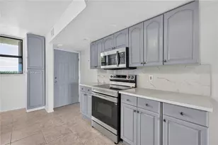 117 Lake Emerald Dr, Oakland Park, FL 33309 - Photo 8