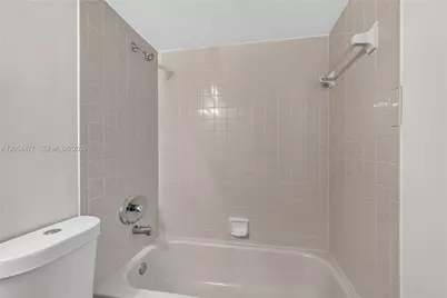 117 Lake Emerald Dr #408, Oakland Park, FL 33309 - Photo 26