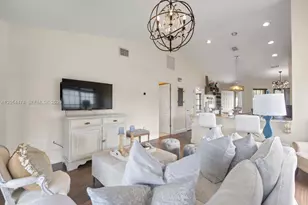 18551 Woodstream Dr, Boca Raton, FL 33498 - Photo 8