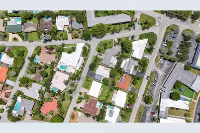 1892 NE 33rd St, Oakland Park, FL 33306 - Photo 36