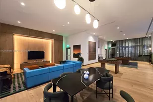 11 NE 6th St, Miami, FL 33132 - Photo 24