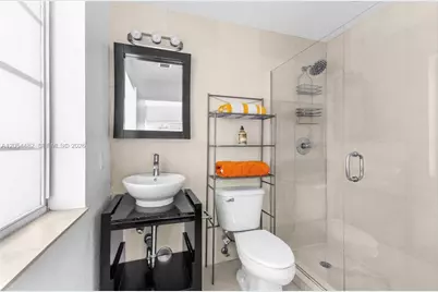 1300 Pennsylvania Ave #305, Miami Beach, FL 33139 - Photo 12