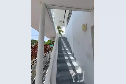 901 10th St #8, Miami Beach, FL 33139 - Photo 4