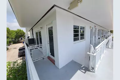 901 10th St #8, Miami Beach, FL 33139 - Photo 6