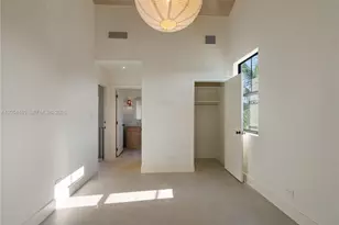 3620 Plaza St, Miami, FL 33133 - Photo 4