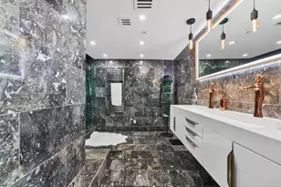 90 SW 3rd St, Miami, FL 33130 - Photo 26