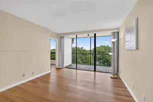 5951 Wellesley Park Dr, Boca Raton, FL 33433 - Photo 8