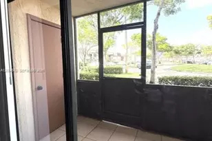 871 NE 207th Terrace, Miami, FL 33179 - Photo 14