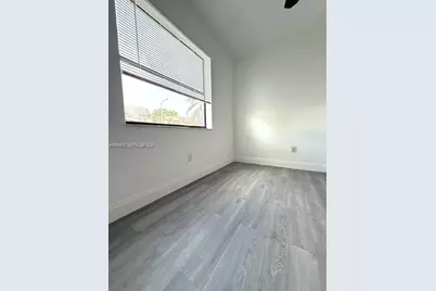871 NE 207th Ter #4-102, Miami, FL 33179 - Photo 16
