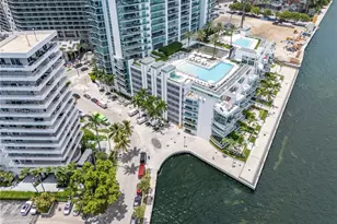 1331 Brickell Bay Dr, Miami, FL 33131 - Photo 14