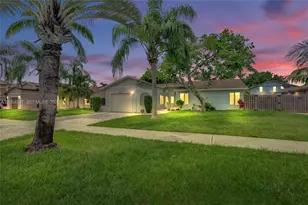 3946 NW 1st Dr, Deerfield Beach, FL 33442 - Photo 2