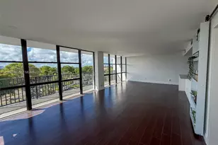 1000 Parkview Dr, Hallandale Beach, FL 33009 - Photo 16