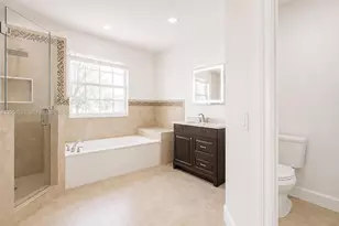 10956 NW 73rd St, Doral, FL 33178 - Photo 26