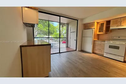 8540 SW 133rd Ave Rd #219, Miami, FL 33183 - Photo 10