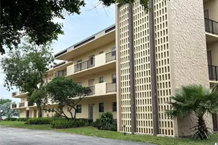 200 Ashbury Rd, Hollywood, FL 33024 - Photo 2
