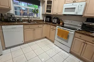 13469 SW 62nd St, Miami, FL 33183 - Photo 6