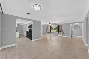 1109 SE 10th St, Deerfield Beach, FL 33441 - Photo 24
