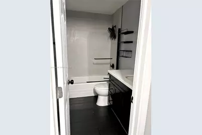 4070 Sierra Ter, Sunrise, FL 33351 - Photo 18