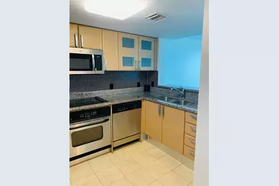 2101 Brickell Ave #2611, Miami, FL 33129 - Photo 8