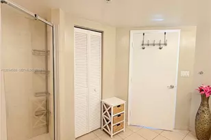 16699 Collins Ave, Sunny Isles Beach, FL 33160 - Photo 44