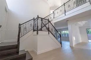 11213 NW 71st Terrace, Doral, FL 33178 - Photo 4