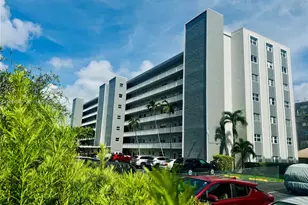 420 NE 12th Ave, Hallandale Beach, FL 33009 - Photo 2
