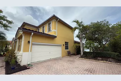 1247 NW 165th Ave, Pembroke Pines, FL 33028 - Photo 20