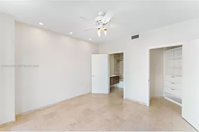 88 SW 7th St #712, Miami, FL 33130 - Photo 22