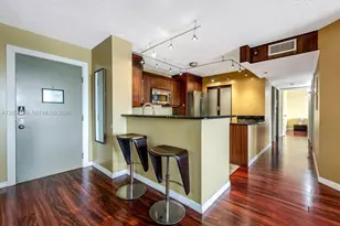 19999 E Country Club Dr, Aventura, FL 33180 - Photo 1