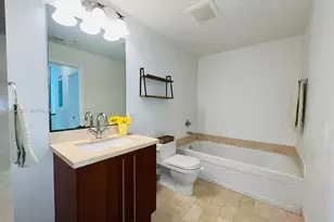 1111 SW 1st Ave, Miami, FL 33130 - Photo 12