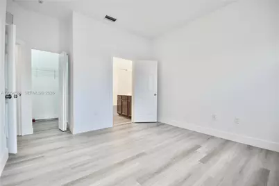10870 NW 88th Ter #222, Doral, FL 33178 - Photo 14