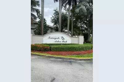 1928 SE 23rd Ave, Homestead, FL 33035 - Photo 2