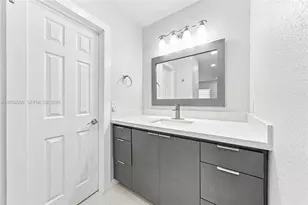 5632 SW 36th Ct, West Park, FL 33023 - Photo 20