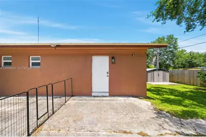 5632 SW 36th Ct, West Park, FL 33023 - Photo 22