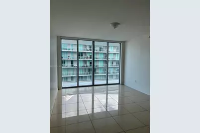 1111 SW 1st Ave #3816, Miami, FL 33130 - Photo 2