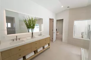 11450 SW 92nd Ct, Miami, FL 33176 - Photo 10