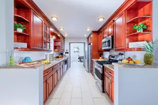 312 N Luna Ct, Hollywood, FL 33021 - Photo 14