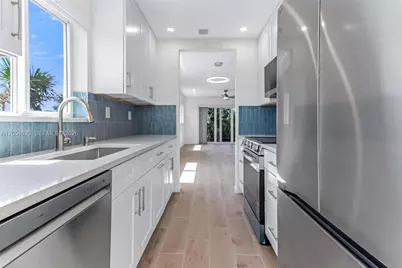 331 SW 8th St #3F, Boca Raton, FL 33432 - Photo 8
