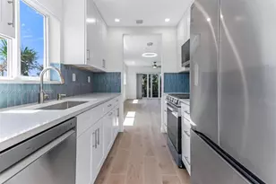 331 SW 8th St, Boca Raton, FL 33432 - Photo 8