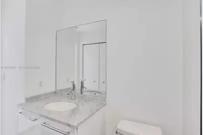 900 Biscayne Blvd #4803, Miami, FL 33132 - Photo 26