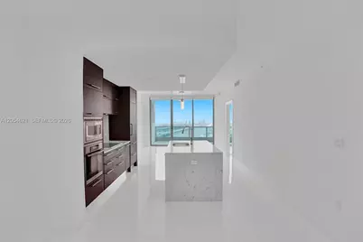 900 Biscayne Blvd #4803, Miami, FL 33132 - Photo 4